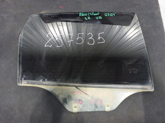 Стекло двери задней правой