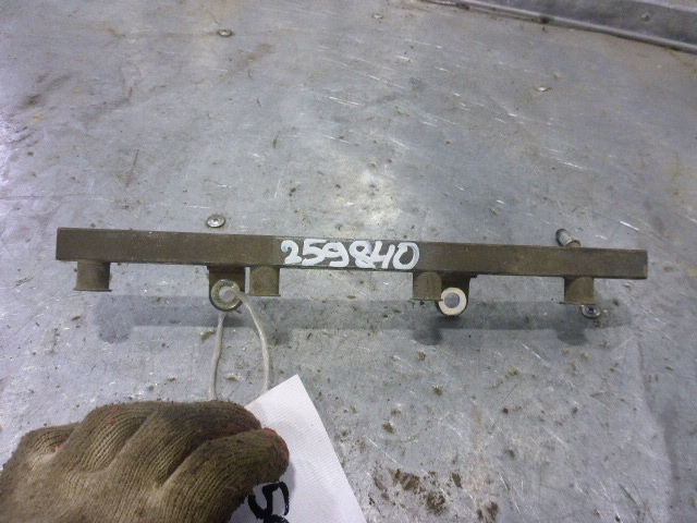 Рейка топливная (рампа)