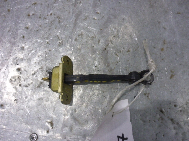 Ограничитель двери