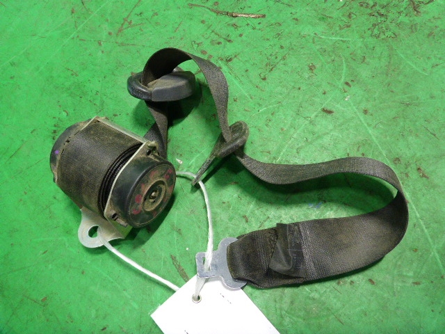 Ремень безопасности