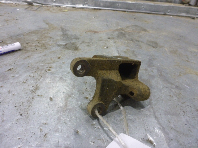 Кронштейн генератора