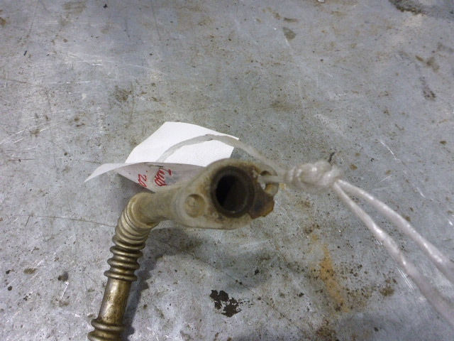 Трубка картерных газов