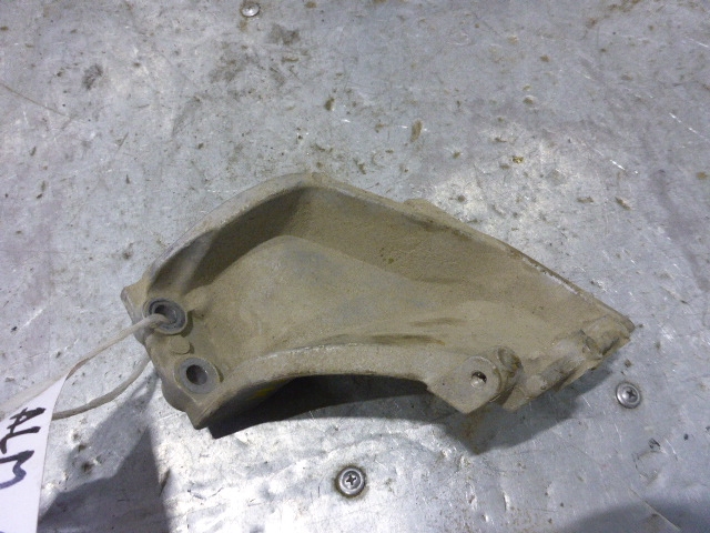 Кронштейн двигателя