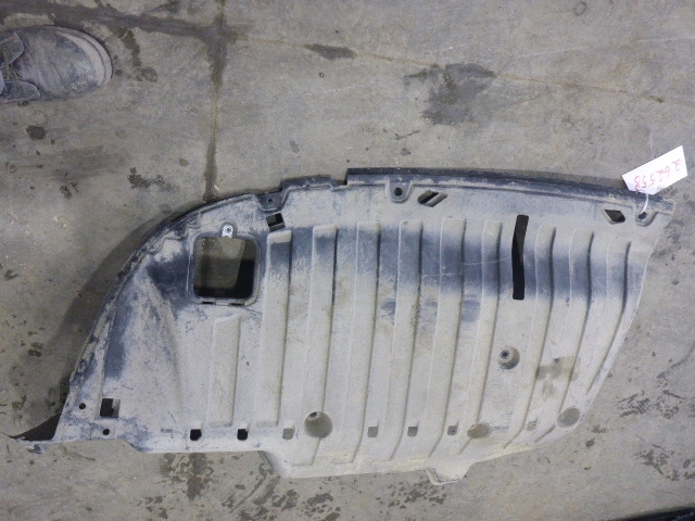 Защита антигравийная правая