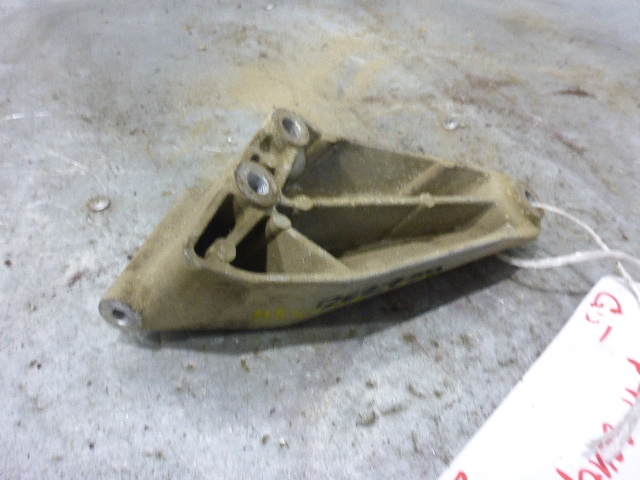 Кронштейн генератора