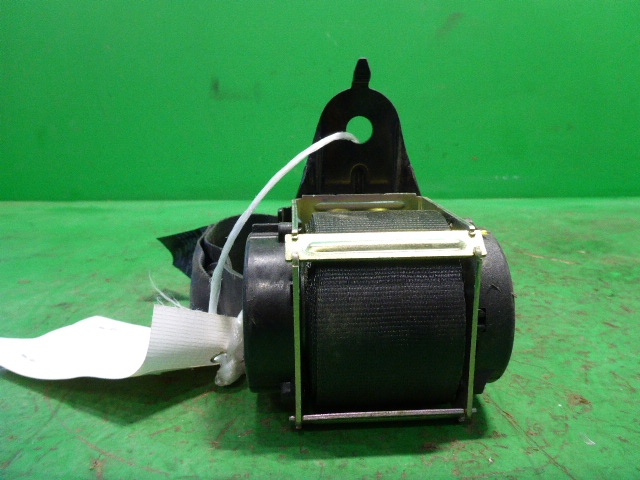 Ремень безопасности