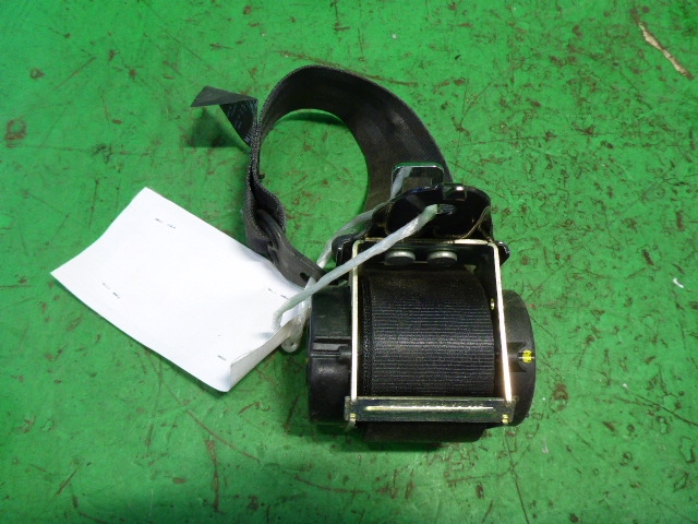 Ремень безопасности