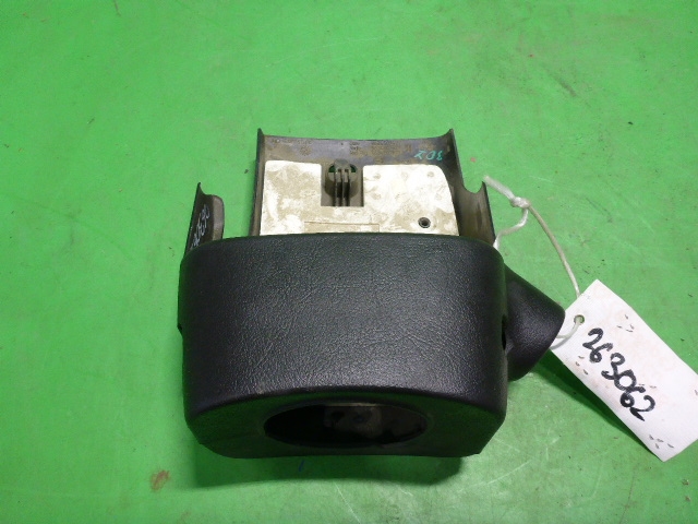 Кожух рулевой колонки