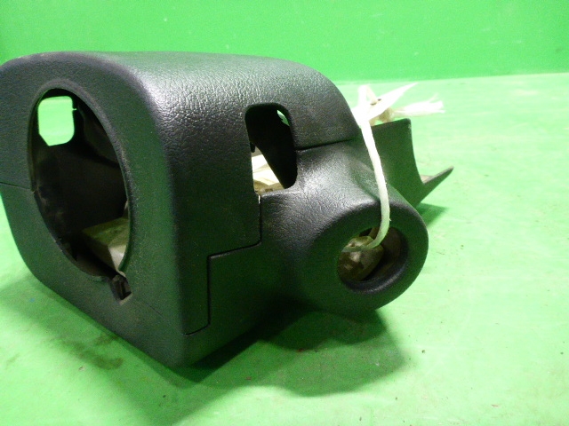 Кожух рулевой колонки