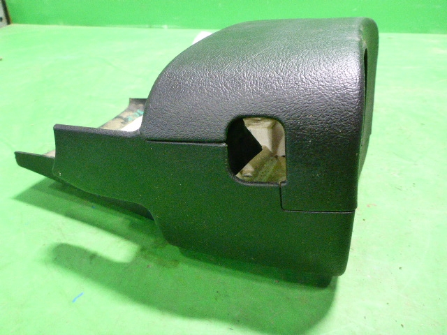 Кожух рулевой колонки