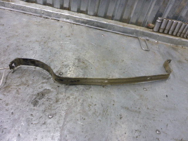 Лента крепления бензобака