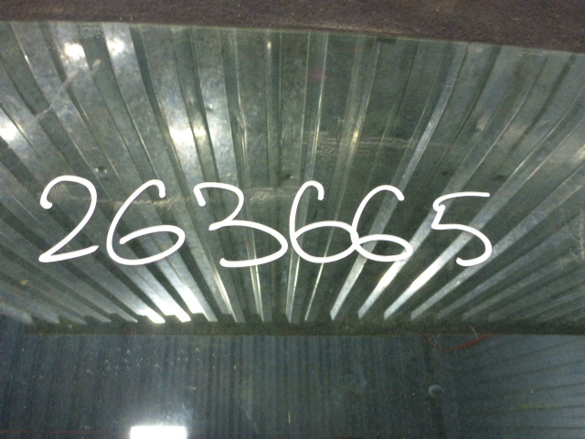 Стекло двери задней левой