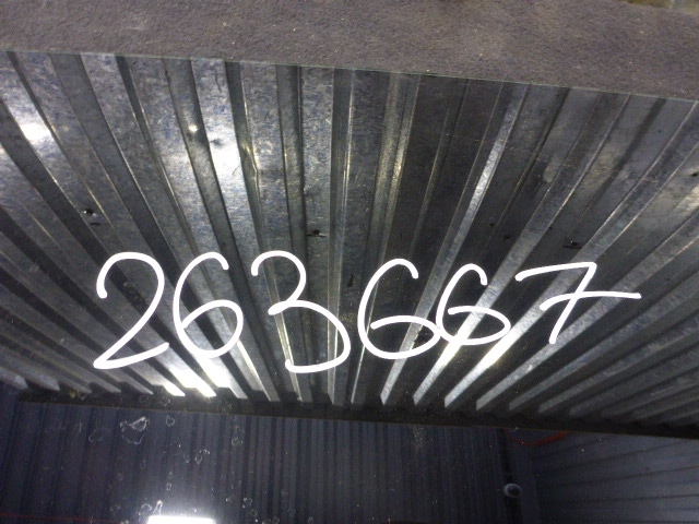 Стекло двери задней левой