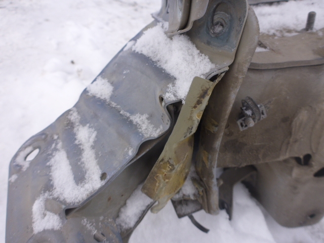 Лонжерон передний правый