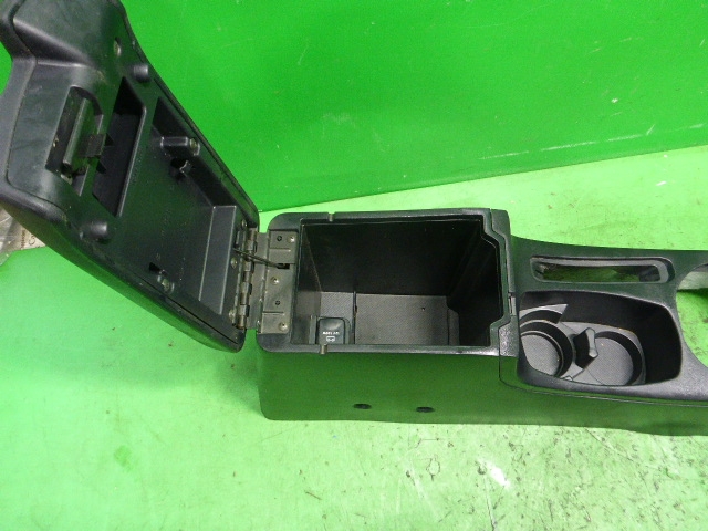 Подлокотник