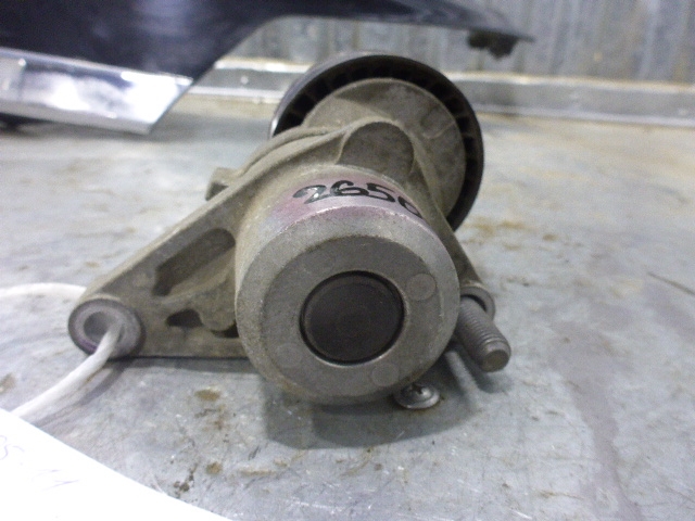 Ролик-натяжитель