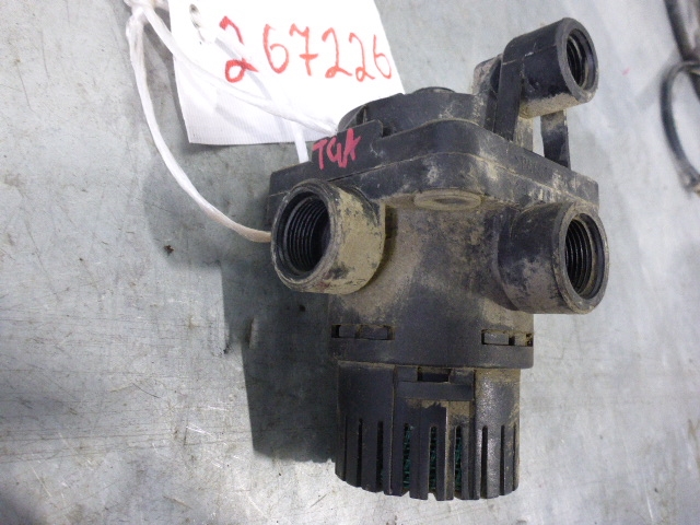 Клапан ускорительный