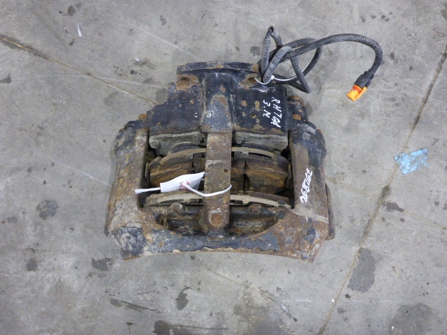 Суппорт задний правый