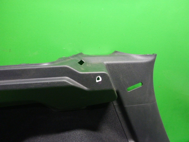 Обшивка багажника