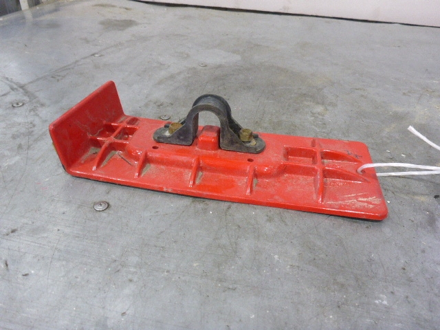 Кронштейн (сопут. товар)