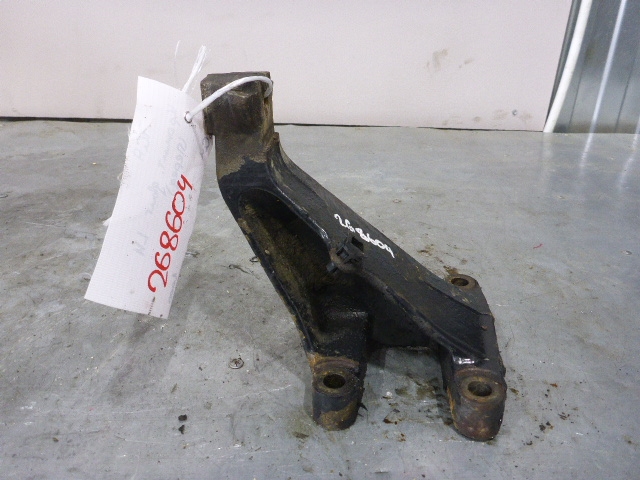 Кронштейн двигателя левый