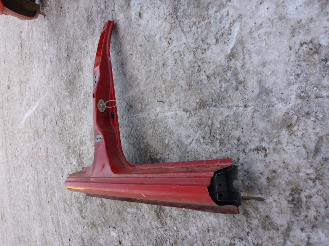 Порог со стойкой правый