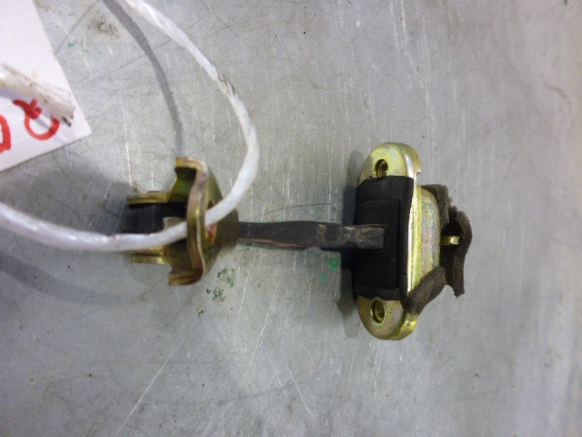 Ограничитель двери