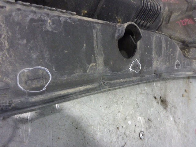 Решетка стеклоочистителей (Жабо)