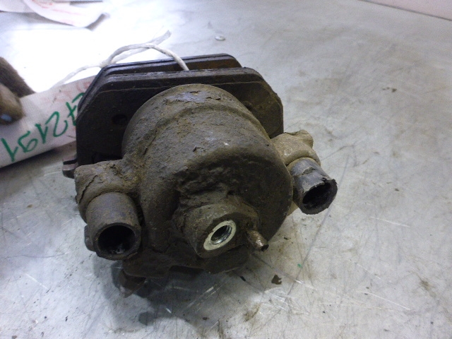 Суппорт передний правый