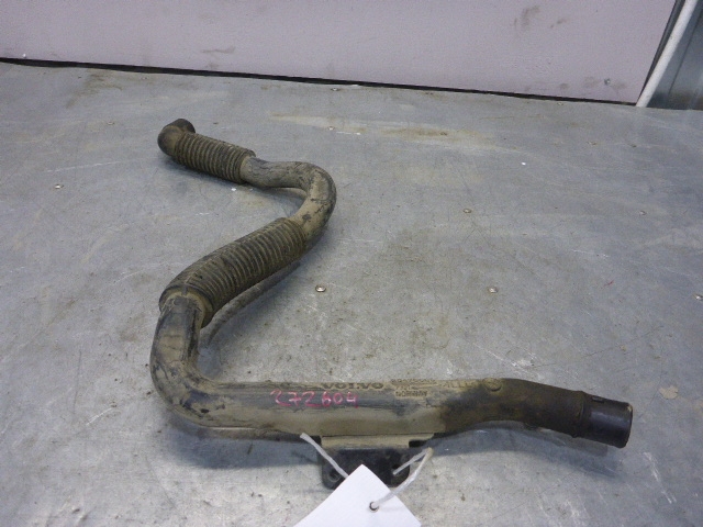 Маслозаливная горловина