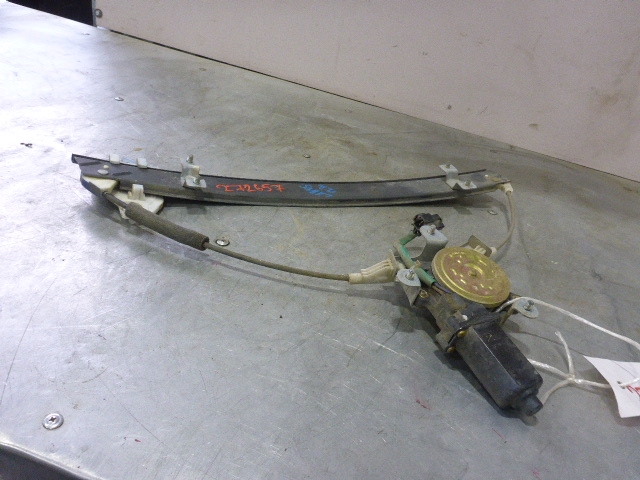 Стеклоподъемник электр. передний правый