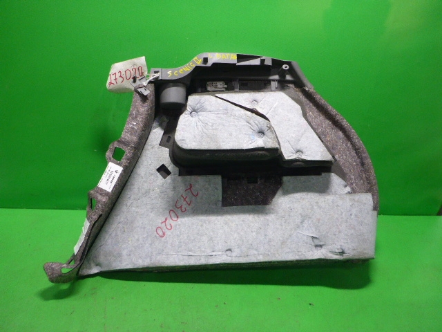 Обшивка багажника