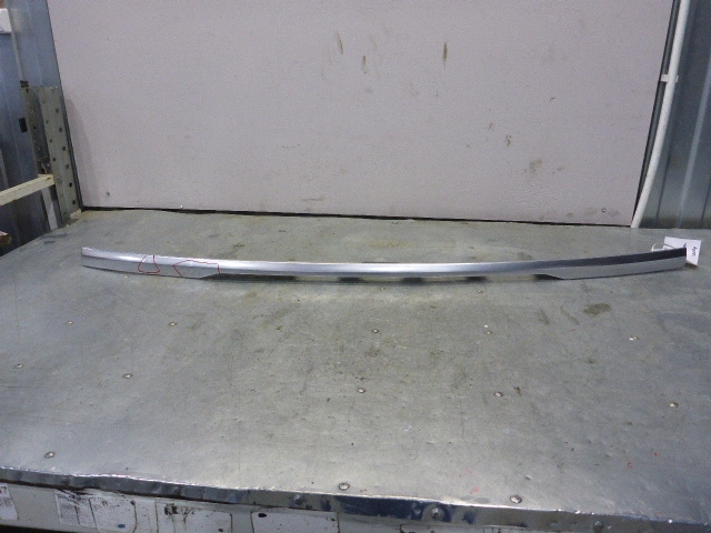 Накладка двери багажника