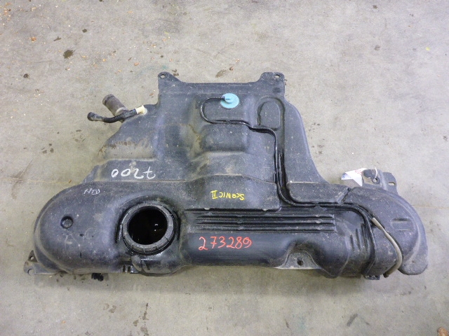 Бак топливный