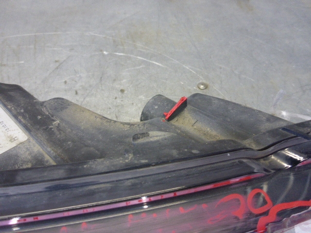 Фара противотуманная правая