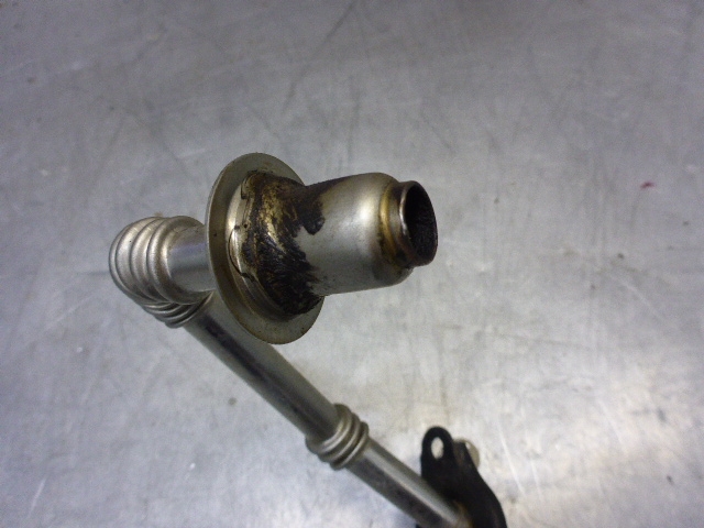 Трубка картерных газов