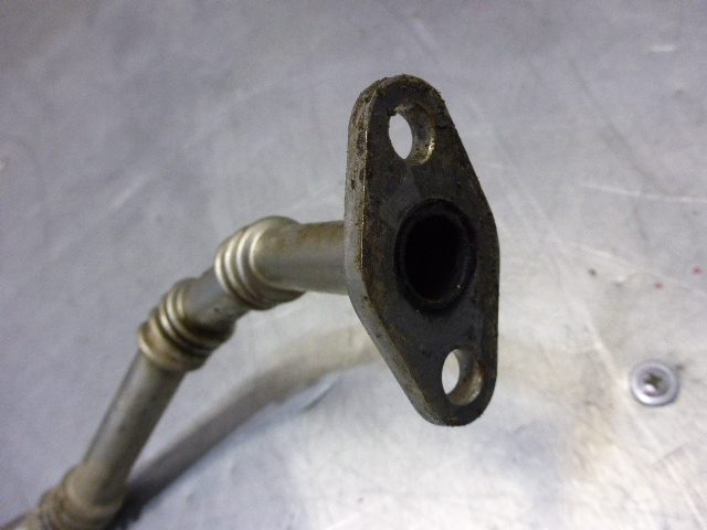 Трубка картерных газов