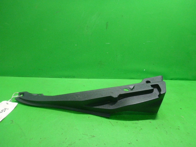 Держатель задней полки