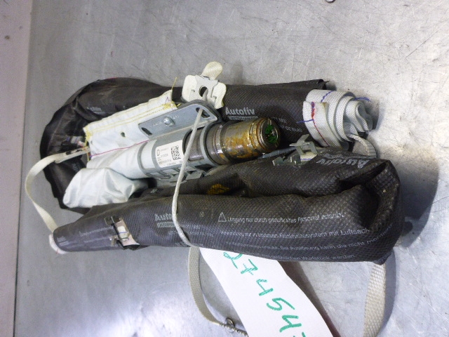 Подушка безопасности боковая (шторка)