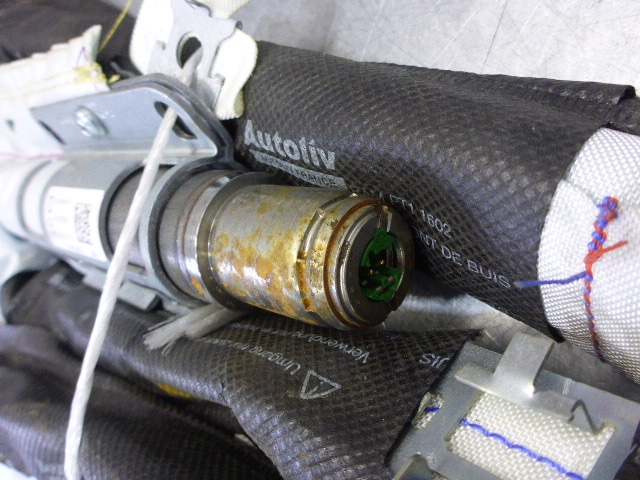 Подушка безопасности боковая (шторка)