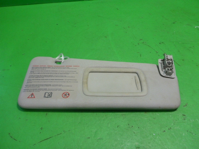 Козырек солнцезащитный