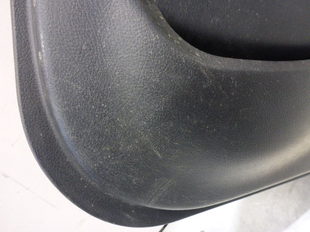 Обшивка двери задней правой