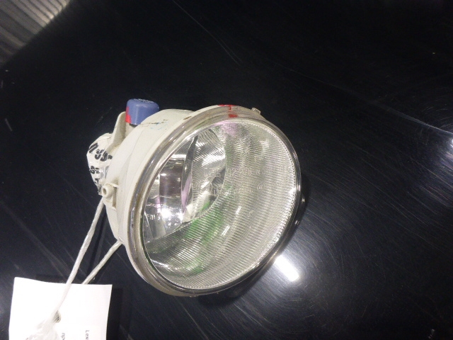 Фара противотуманная правая