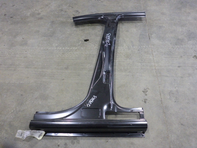 Кузовной элемент