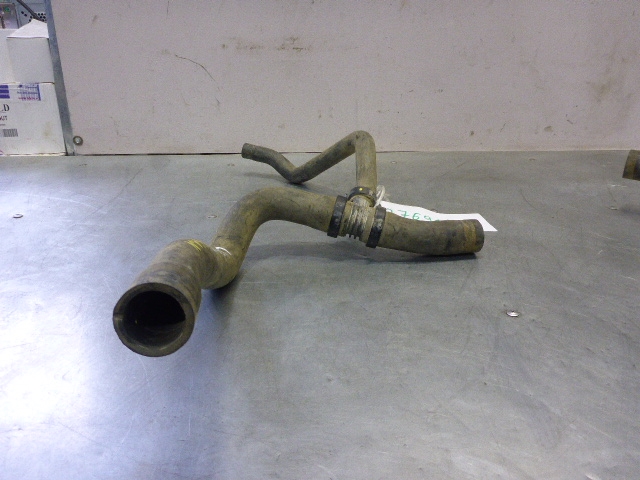 Шланг системы охлаждения