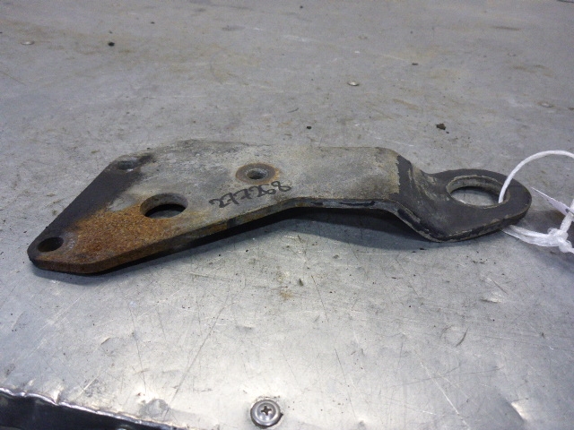 Кронштейн двигателя