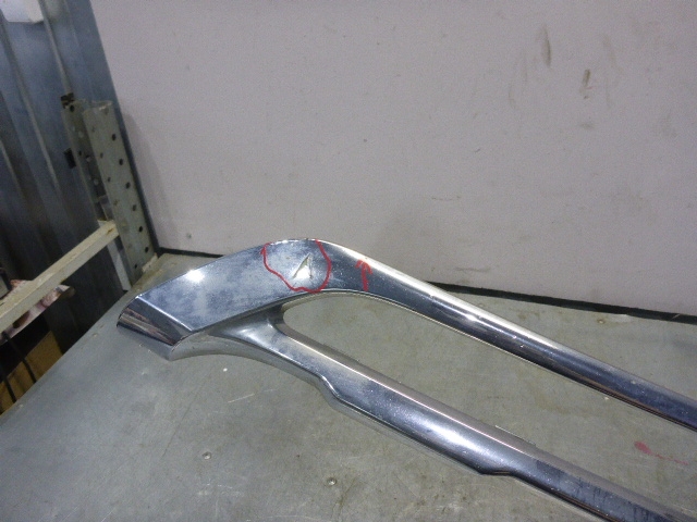 Накладка переднего бампера