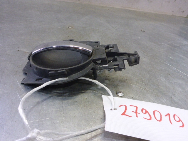 Ручка двери задней внутренняя правая