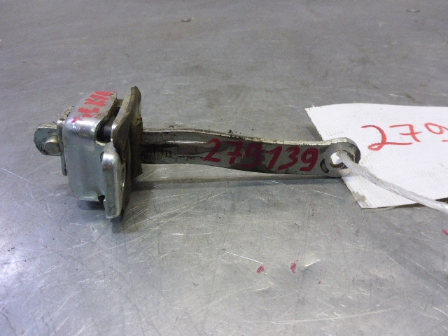 Ограничитель двери