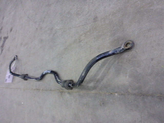 Стабилизатор передний